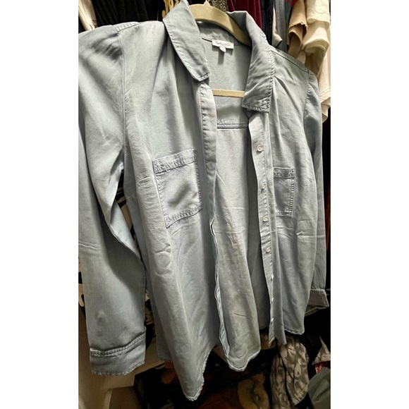 Splendid Fold Back Long Sleeve Tunic Chambray Button Up - Picture 3 of 3